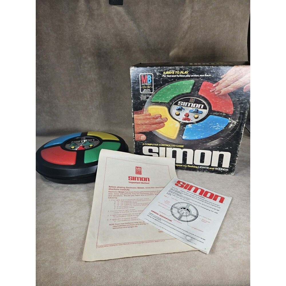Vintage Milton Bradley Simon Electronic Memory Game 1978 Complete w Instructions